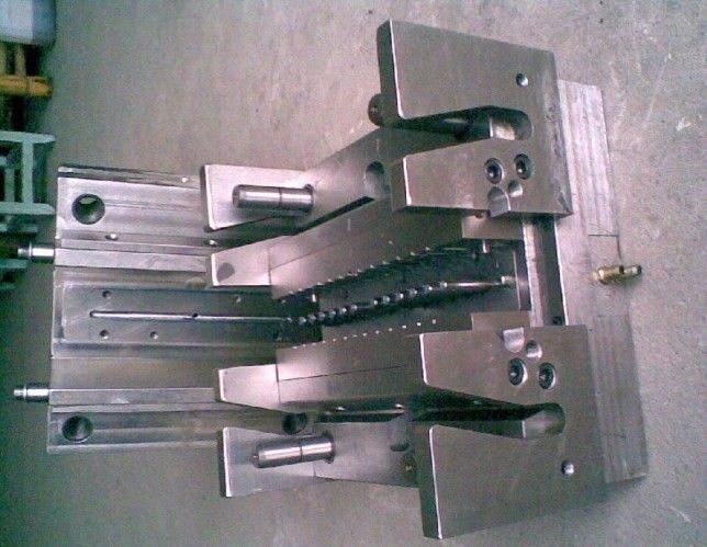 深圳模具廠,什么是注塑模具？